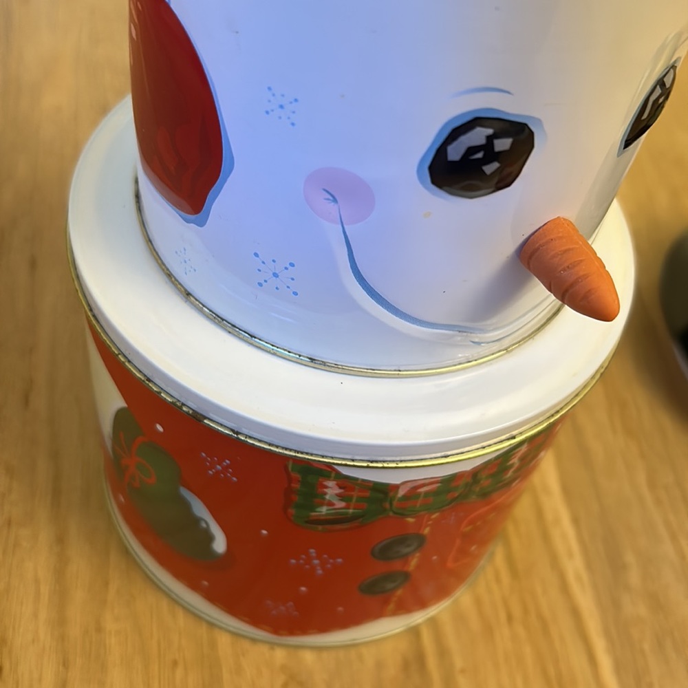 The Tin Box Company Snowman Three Compartment Tin Red, Green, White, Black - Picture 9 of 13